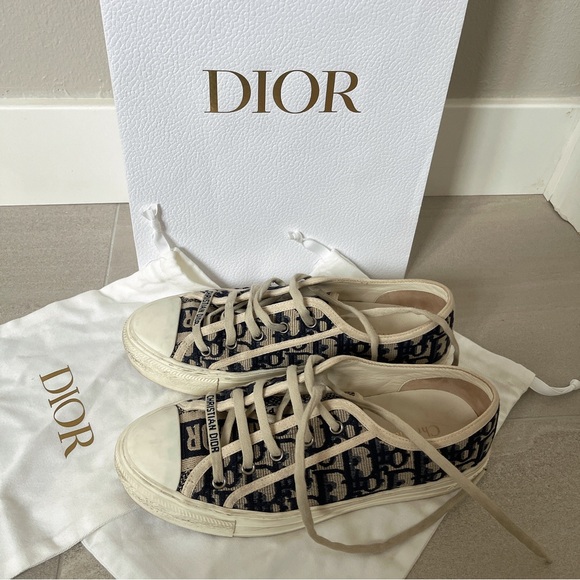 Dior Women's Black and Cream Sneakers - Picture 1 of 8